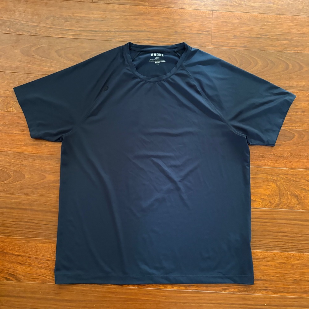 Rhone Mens XL Reign Short Sleeve Navy Blue Performance Training T-Shirt Gym Tee
